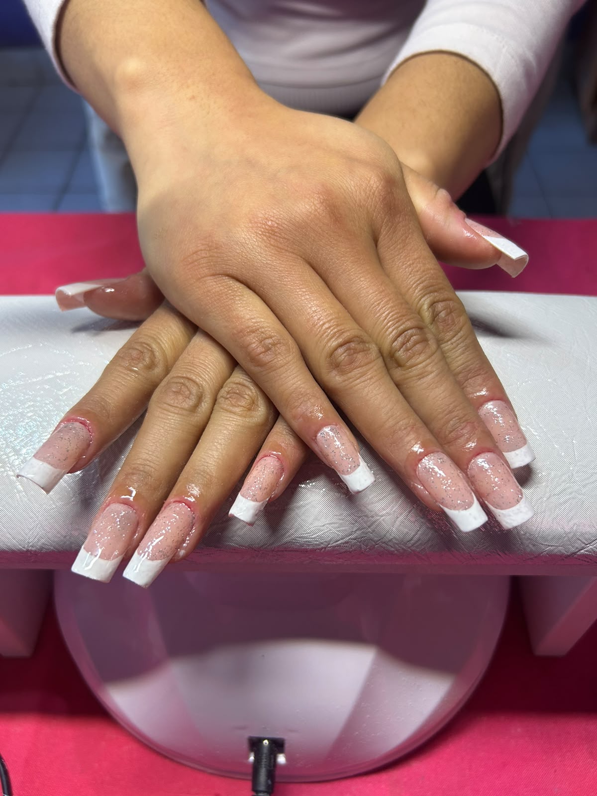 Diseño de uñas ZOWGUI STUDIO